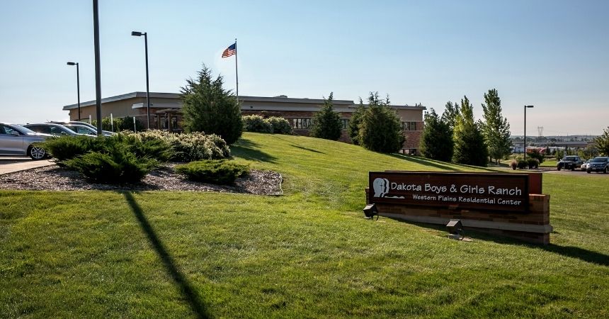 Minnesota Power Foundation Awards $2,000 to Dakota Boys and Girls Ranch