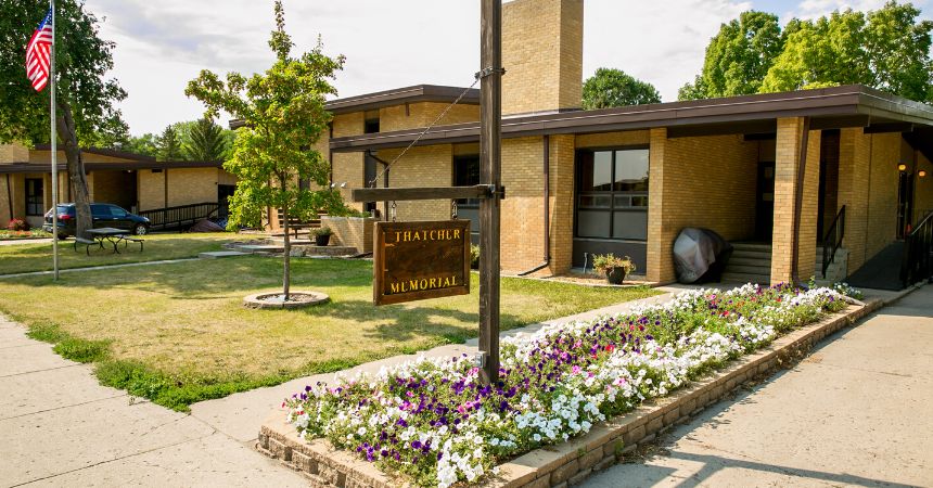 Kiwanis Club of Minot Provides Funds for Cottage Furniture at Dakota Boys and Girls Ranch